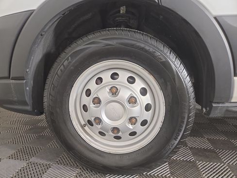 Used 2024 Ford Transit 250 148 Medium Roof Extended AWD w/ Load Area Protection Package image 32