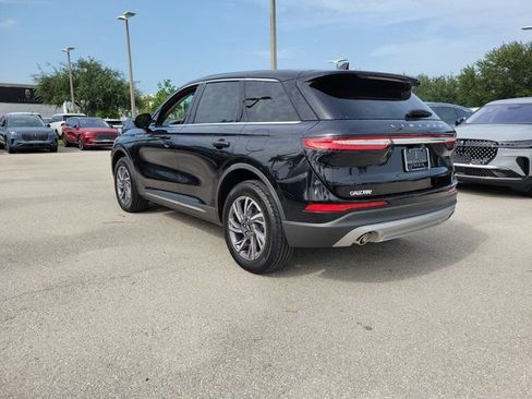 Certified 2025 Lincoln Corsair FWD image 4