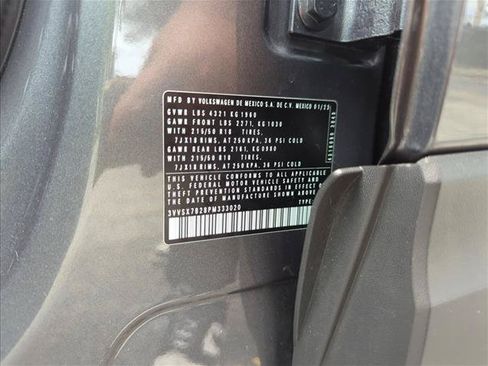 Used 2023 Volkswagen Taos SE FWD image 29