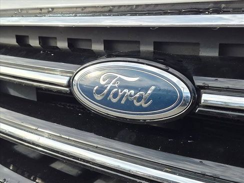 Used 2019 Ford Escape SE FWD image 13