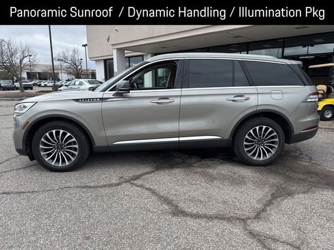 Used 2023 Lincoln Aviator Reserve w/ Equipment Group 201A image 8