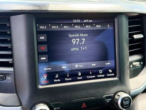 Used 2019 RAM 1500 Big Horn image 29