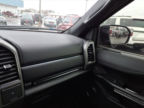 Used 2020 Ford Expedition XLT w/ Equipment Group 202A image 21
