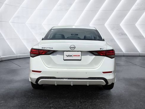 Used 2024 Nissan Sentra SV FWD image 5