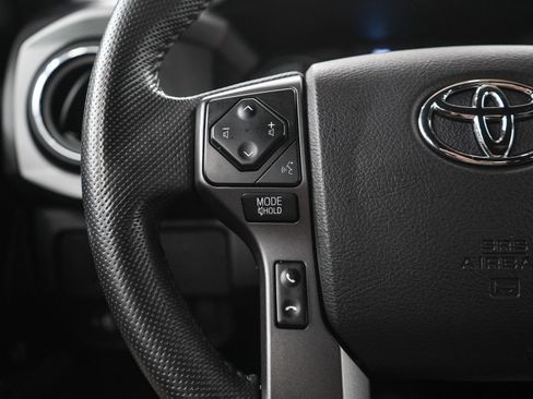 Used 2021 Toyota Tacoma TRD Off-Road AWD/4WD image 24