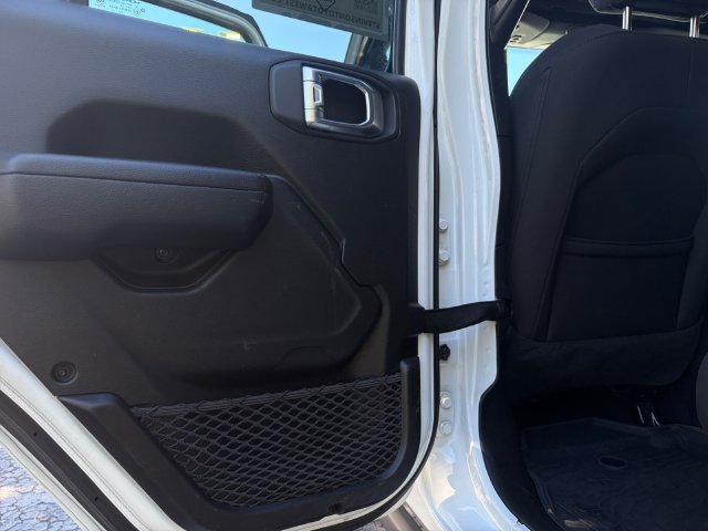 Used 2023 Jeep Wrangler Unlimited Sport AWD/4WD image 35