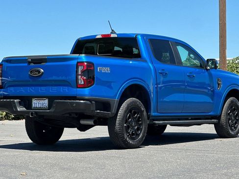 Used 2025 Ford Ranger Lariat w/ FX4 Off-Road Package AWD/4WD image 4