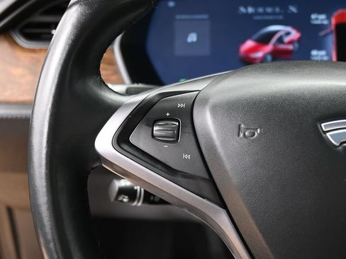 Used 2021 Tesla Model X Long Range AWD/4WD image 16