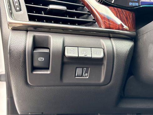 Used 2014 Cadillac CTS Performance image 16