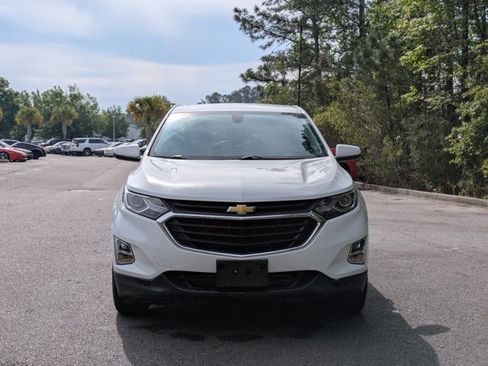 Used 2018 Chevrolet Equinox LT image 2