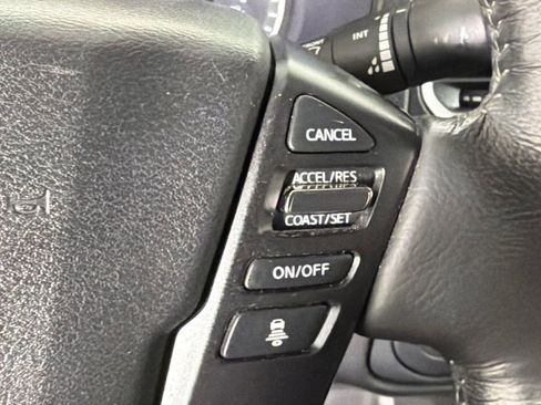 Used 2024 Nissan Frontier SV w/ SV Convenience Package RWD image 25