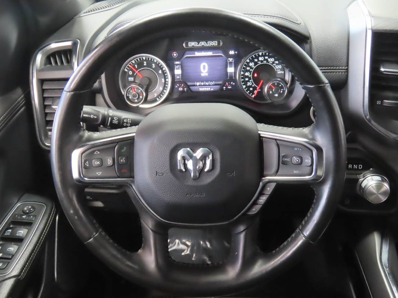 Used 2024 RAM 1500 Laramie RWD image 12