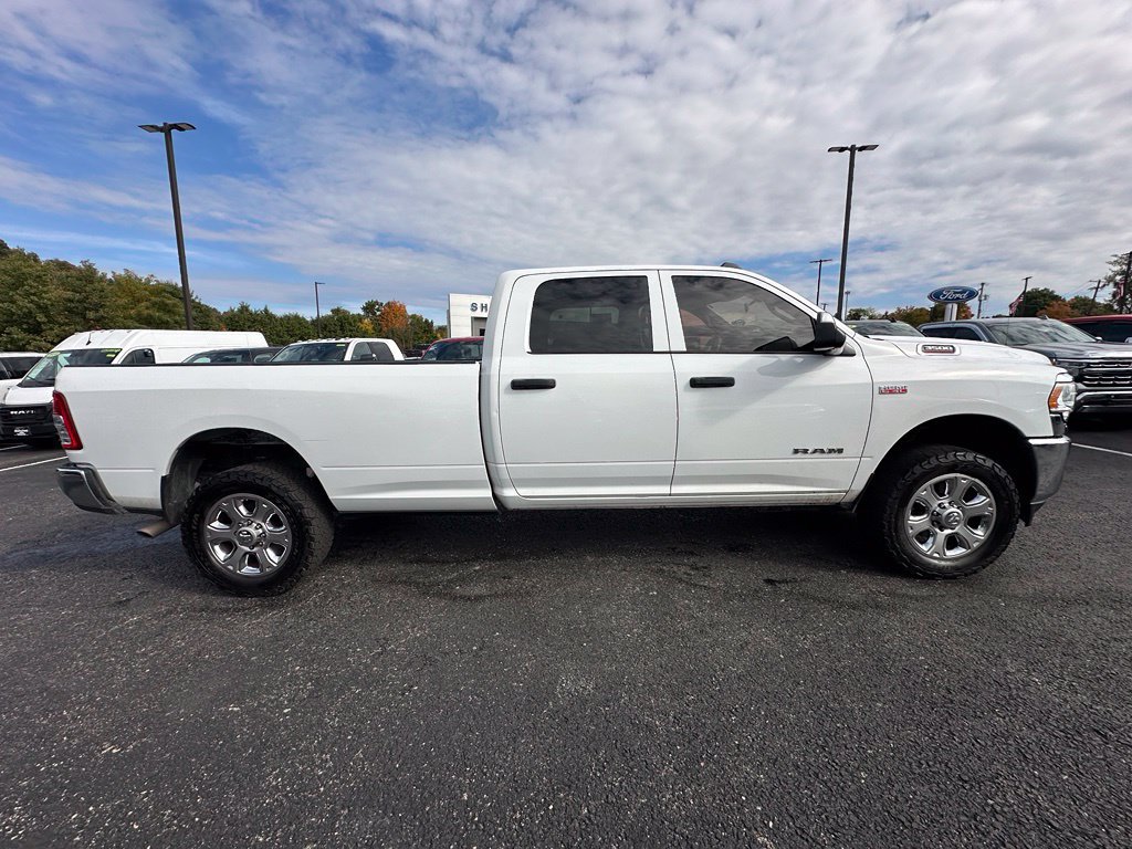 Used 2021 RAM 3500 Tradesman w/ Chrome Appearance Group AWD/4WD image 4
