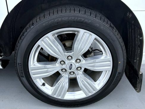 Used 2024 Ford Expedition Max Platinum AWD/4WD image 26