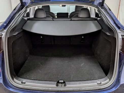 Used 2023 Tesla Model Y Long Range image 21