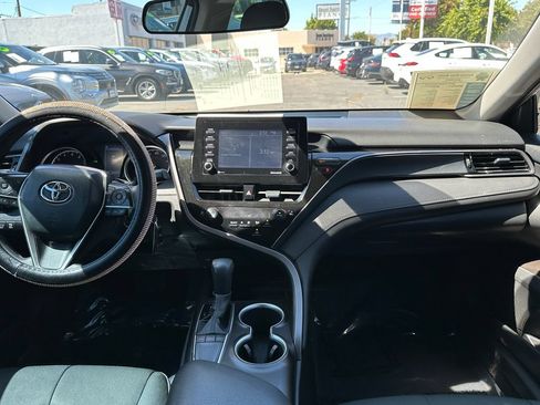 Used 2023 Toyota Camry LE FWD image 19