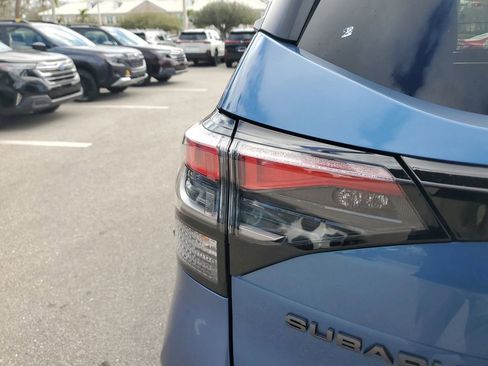 Used 2025 Subaru Forester Limited image 27