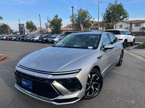 Certified 2025 Hyundai Sonata SEL image 4
