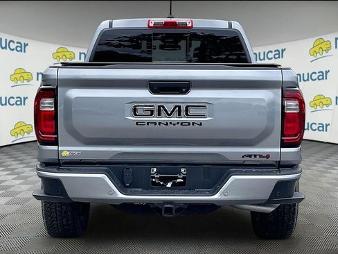 Used 2026 GMC Canyon AT4 w/ Technology Plus Package AWD/4WD image 5