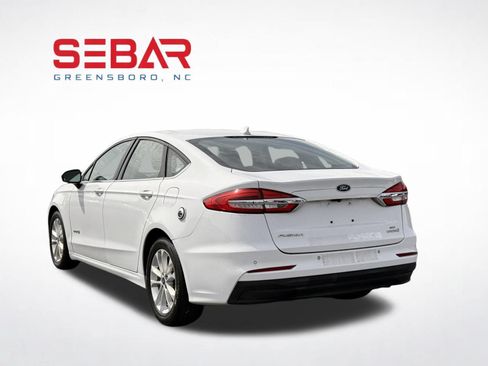 Used 2019 Ford Fusion SE FWD image 8