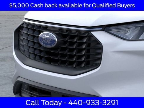 New 2026 Ford Escape SE w/ Class II Trailer Tow Package image 19