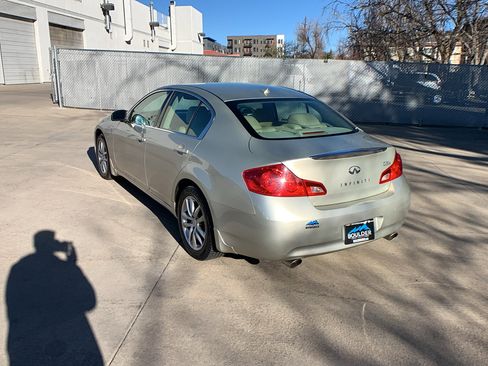 Used 2007 INFINITI G35 x Sedan w/ Premium Pkg image 3
