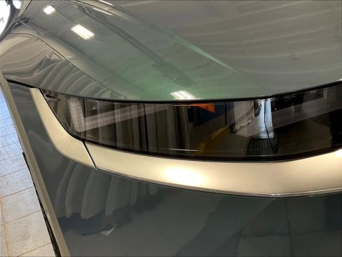 Used 2024 Hyundai Ioniq 5 Limited image 34