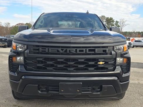Used 2023 Chevrolet Silverado 1500 Custom image 10