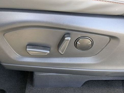 New 2026 Ford Explorer Active w/ Active Comfort Package image 14