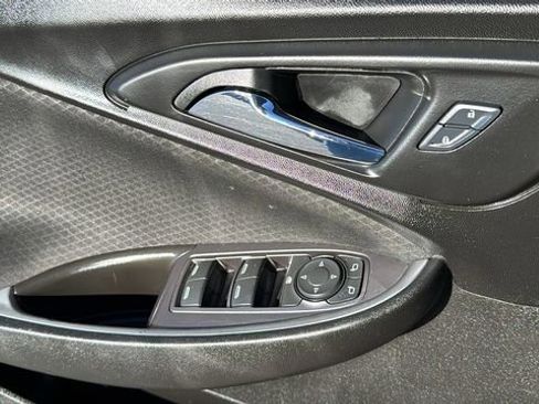 Used 2017 Chevrolet Malibu LS w/ LPO, Convenience Package 2 image 22