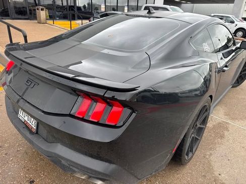Used 2024 Ford Mustang GT Premium RWD image 3