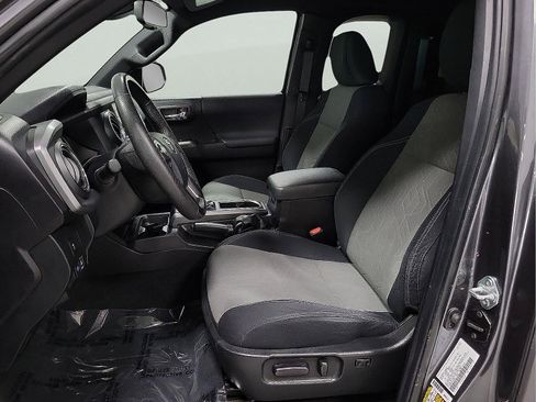 Certified 2023 Toyota Tacoma TRD Off-Road image 12