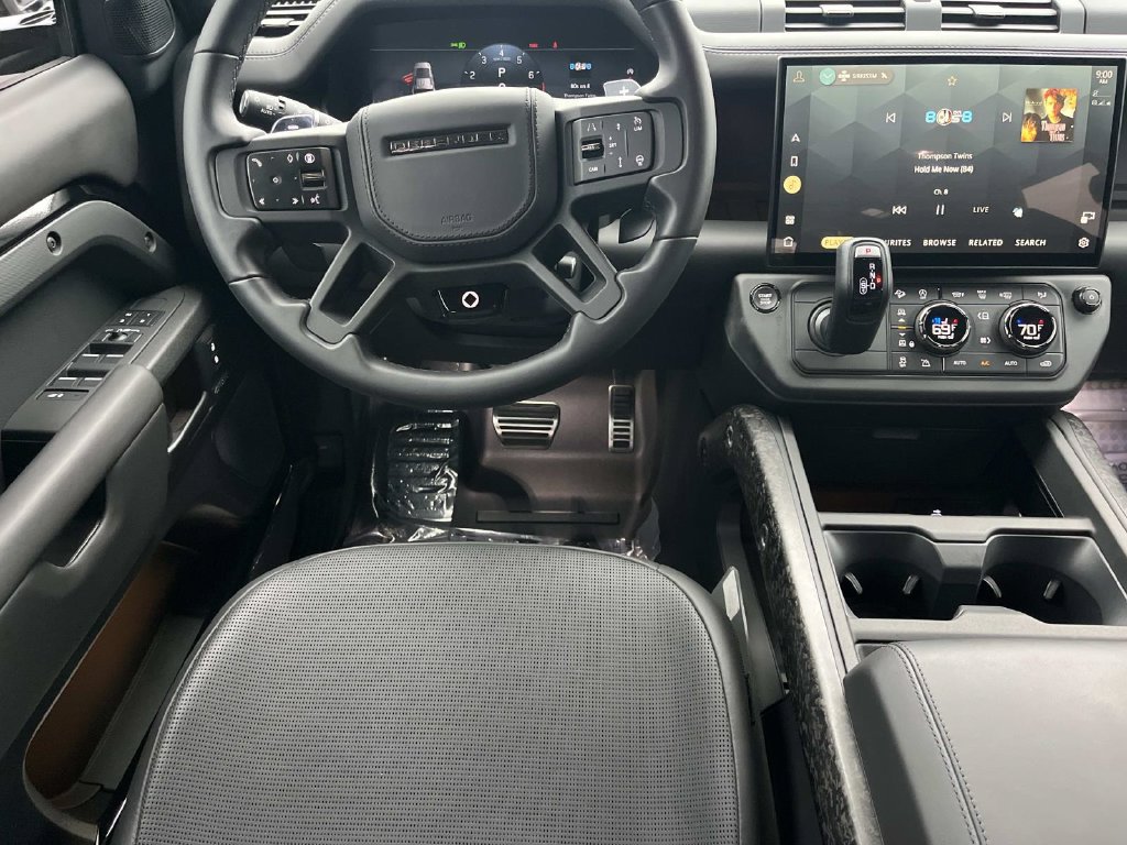 Certified 2026 Land Rover Defender 110 OCTA AWD/4WD image 13