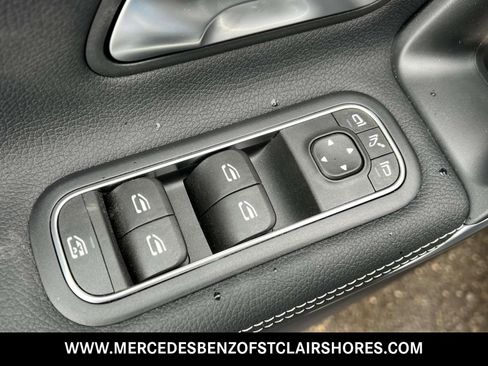 Used 2025 Mercedes-Benz CLA 250 4MATIC image 18