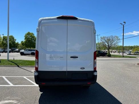 Used 2025 Ford Transit 250 148 Medium Roof RWD image 6