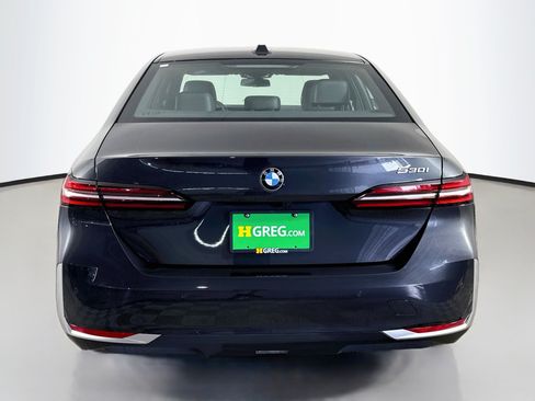 Used 2026 BMW 530i RWD image 8