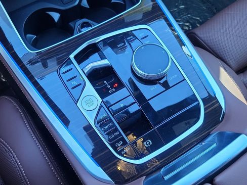 Certified 2026 BMW X5 xDrive40i w/ Climate Comfort Package image 31