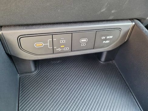 Used 2025 Kia K4 FWD image 20