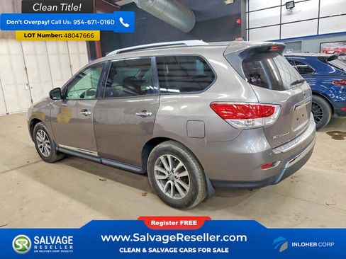 Used 2014 Nissan Pathfinder SL w/ SL Tech Package FWD image 3