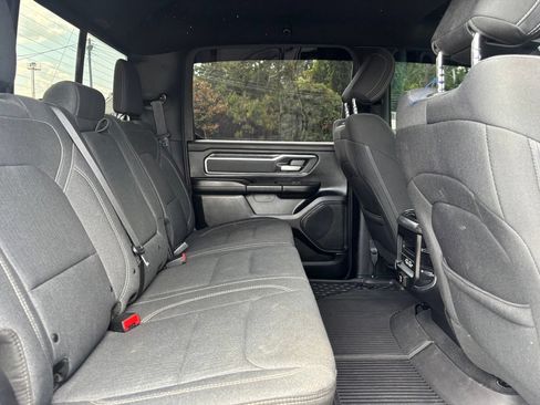 Used 2019 RAM 1500 Big Horn AWD/4WD image 27