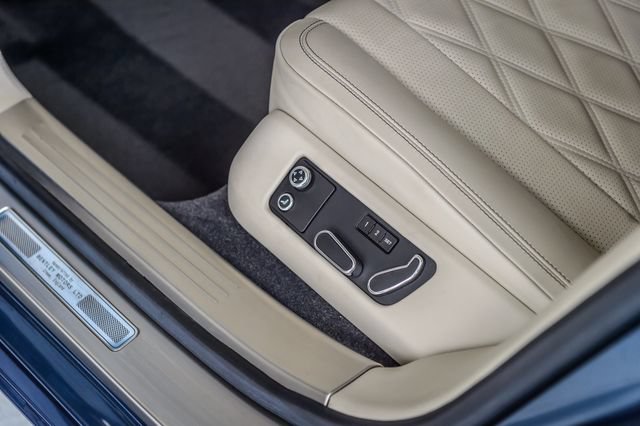 Used 2014 Bentley Flying Spur W12 AWD/4WD image 45
