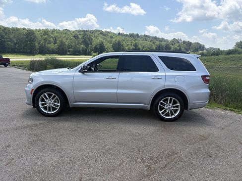 Used 2024 Dodge Durango GT AWD/4WD image 2