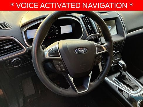 Used 2018 Ford Edge Titanium w/ Equipment Group 301A image 9