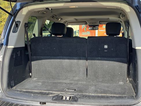 Used 2021 Nissan Armada SL w/ Captain's Chairs Package image 24