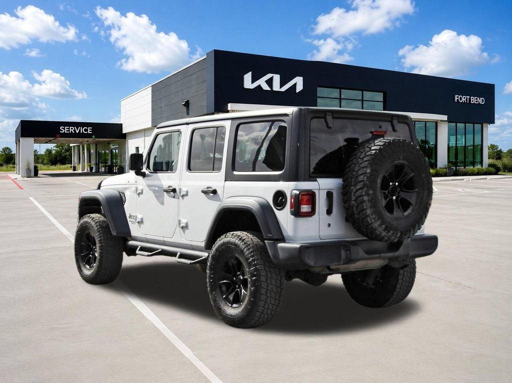 Used 2018 Jeep Wrangler Unlimited Sport AWD/4WD image 7