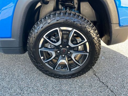 Used 2025 Jeep Compass Trailhawk image 29