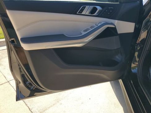 Used 2024 BMW X7 M60i w/ Executive Package image 13