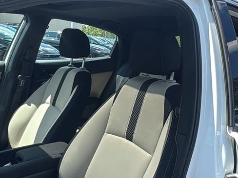 Used 2018 Honda Civic EX image 11