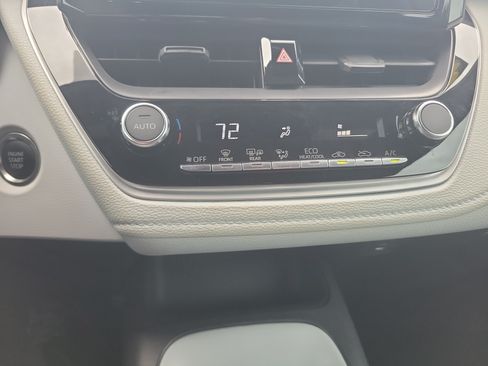 Used 2024 Toyota Corolla SE FWD image 27
