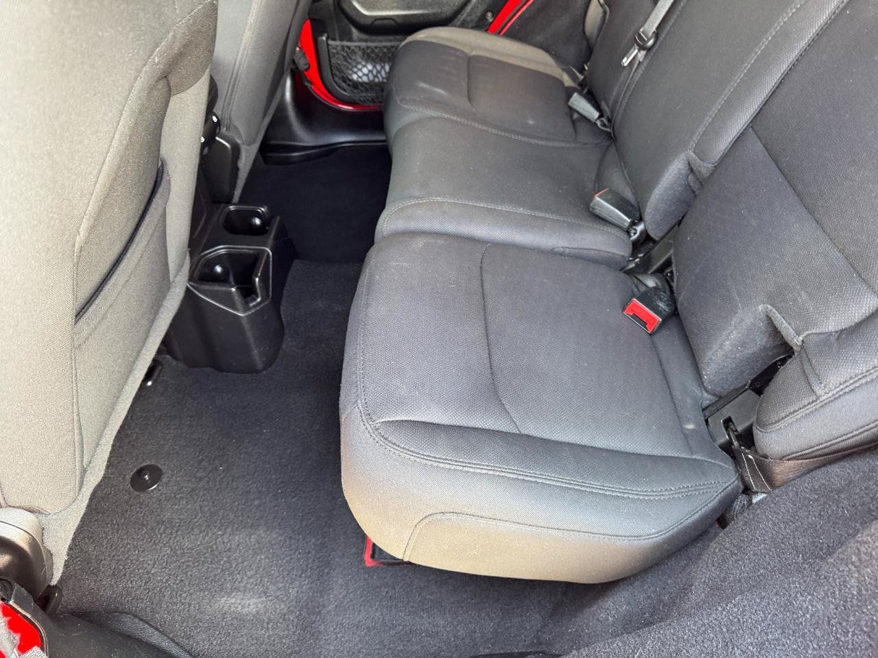 Used 2021 Jeep Wrangler Unlimited Sport AWD/4WD image 23
